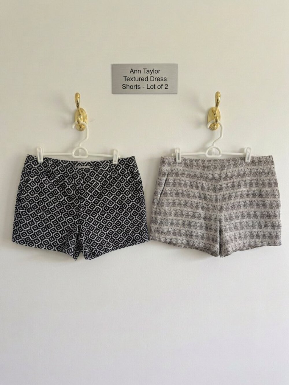 Lot of 2 - Ann Taylor Textured Dress Shorts - Sz 4